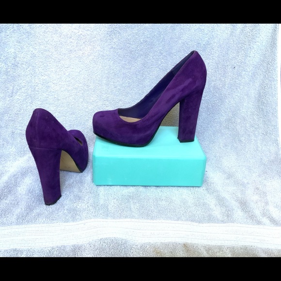 Purple suede pumps - Picture 1 of 2